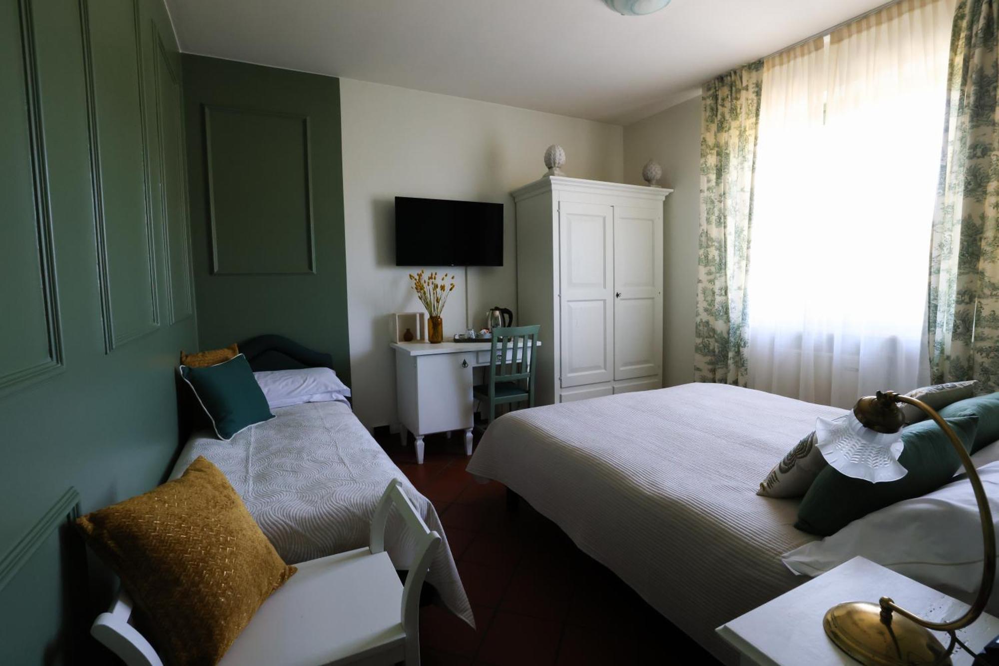 Hotel Florence Manerba del Garda Kültér fotó