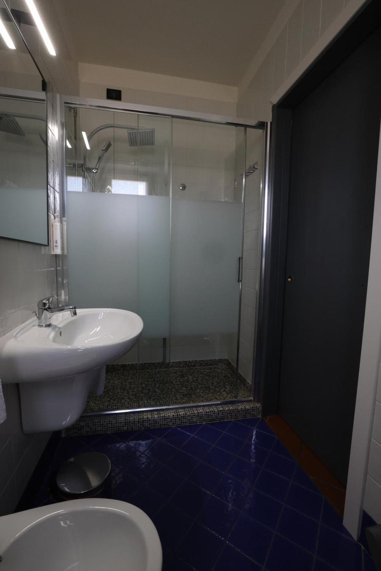 Hotel Florence Manerba del Garda Szoba fotó